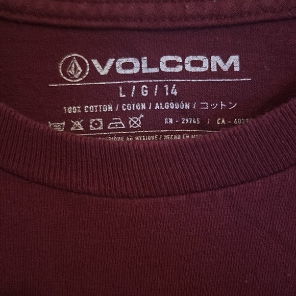 Bundle of 2 volcom men’s tees - Picture 4 of 7